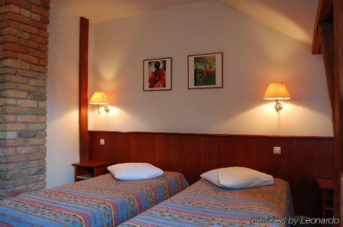 Art Hotel Laine Riga Bilik gambar